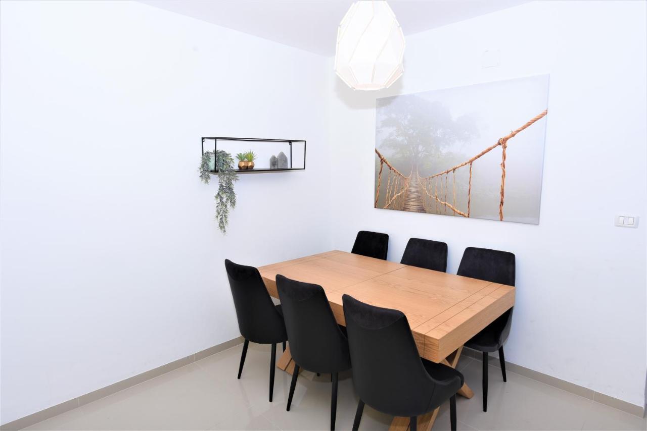 Yalarent Ariston Apartment & Penthouse 티베리아 외부 사진